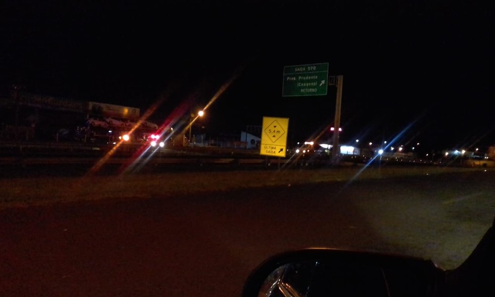 Acidente foi em trecho urbano da Rodovia Raposo Tavares, em Presidente Prudente — Foto: Valmir Custódio/TV Fronteira