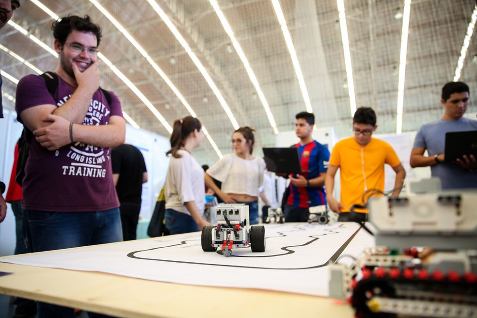 No Dia T, os estudantes entram em contato com propostas inovadoras e criativas. (Foto: Ares Soares/Unifor)