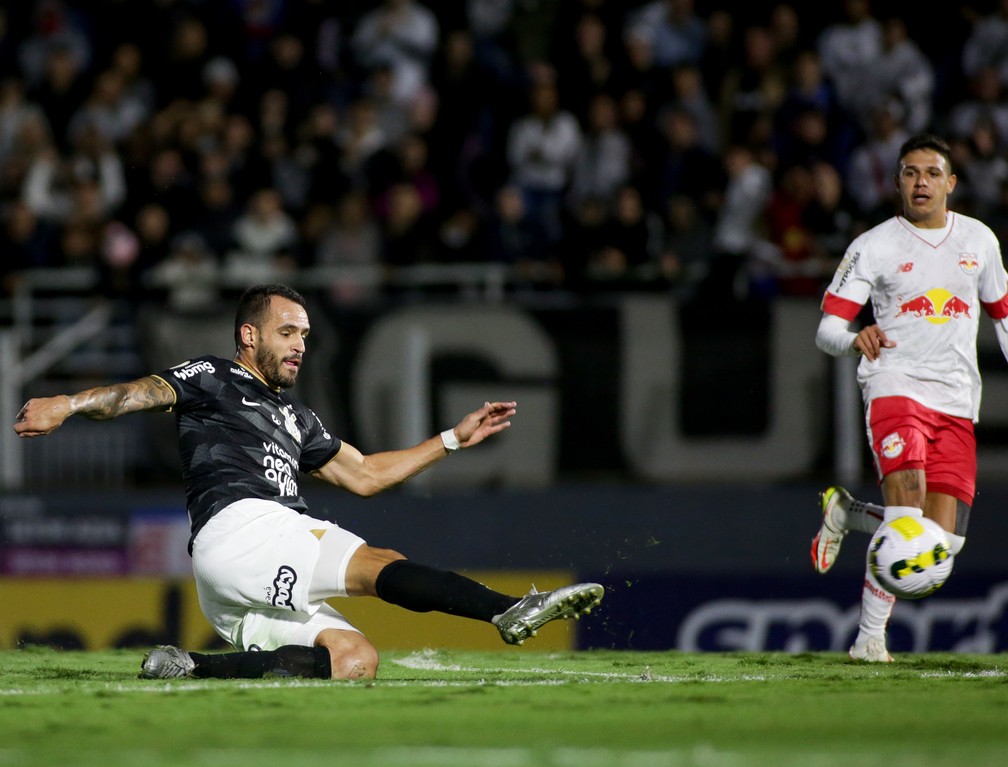 Autor do gol valoriza vitória Corinthiana