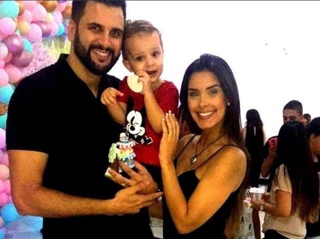 Ivy com o ex-marido Rogério e o filho, Luiz Miguel (Foto: Reprodução)