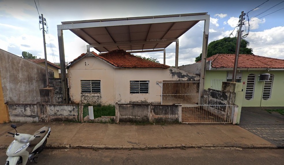 Ituiutaba: Casa 'antigoteira' com telhado duplo viraliza nas redes sociais