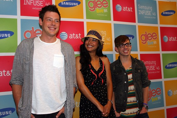 Cory Monteith, Naya Rivera e Kevin McHale em evento de Glee no ano de 2011 (Foto: Getty Images)
