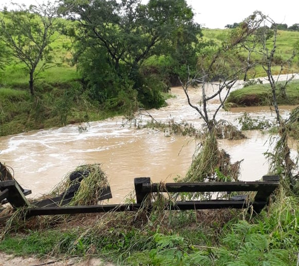 Pontes rurais ficam comprometidas após temporal em Tietê (SP) — Foto: Prefeitura de Tietê/Divulgação