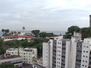 Igreja de Santo Antônio, na Ladeira da Barra. (Foto: Reprodução/TV Bahia)