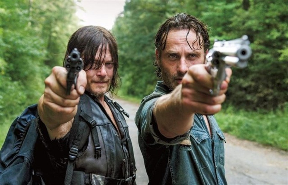 Norman Reedus e Andrew Lincoln em cena da série 'The Walking Dead' (Foto: Divulgação/AMC)