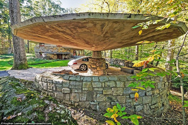 Casa-cogumelo, projetada por Frank Lloyd-Wright, está à venda (Foto: © Houlihan Lawrence / mediadrum)
