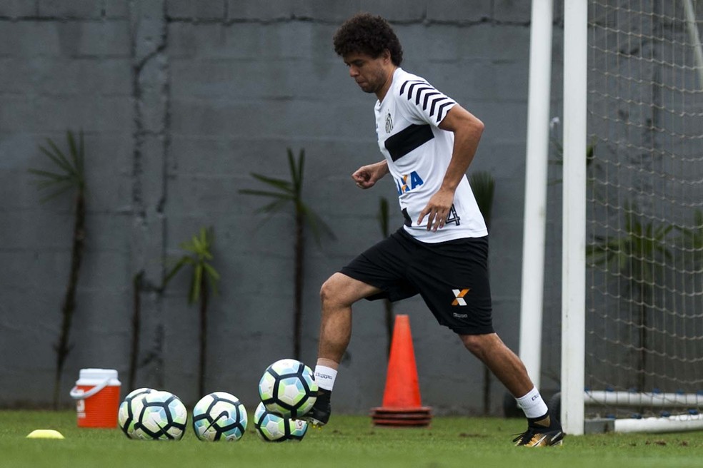 Victor Ferraz, do Santos, é indicado por Dorival ao São Paulo (Foto: Ivan Storti/Santos FC)