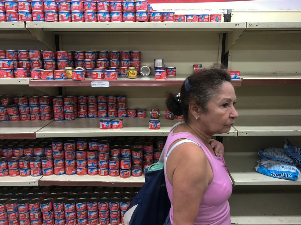 Venezuela sofre com escassez de produtos nos supermercados (Foto: Marco Bello/Reuters)