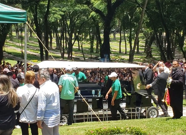 Gugu Liberato é enterrado em São Paulo (Foto: Marina Bonini/QUEM)