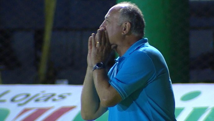 Comentarista vê Felipão com ideia de time definida após vitória do Grêmio