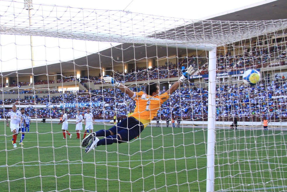 Último jogo entre as equipes foi na Copa do Nordeste de 2014 — Foto: Ailton Cruz/ Gazeta de Alagoas