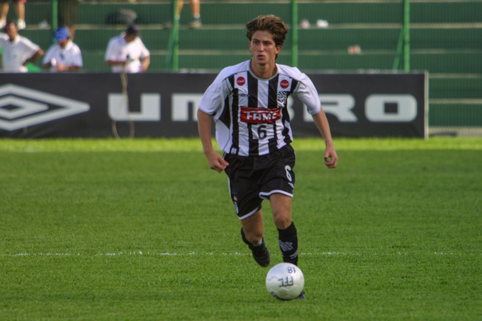 Filipe Lu&iacute;s, Figueirense, 2003  &mdash; Foto: Cristiano Andujar/Arquivo Figueirense