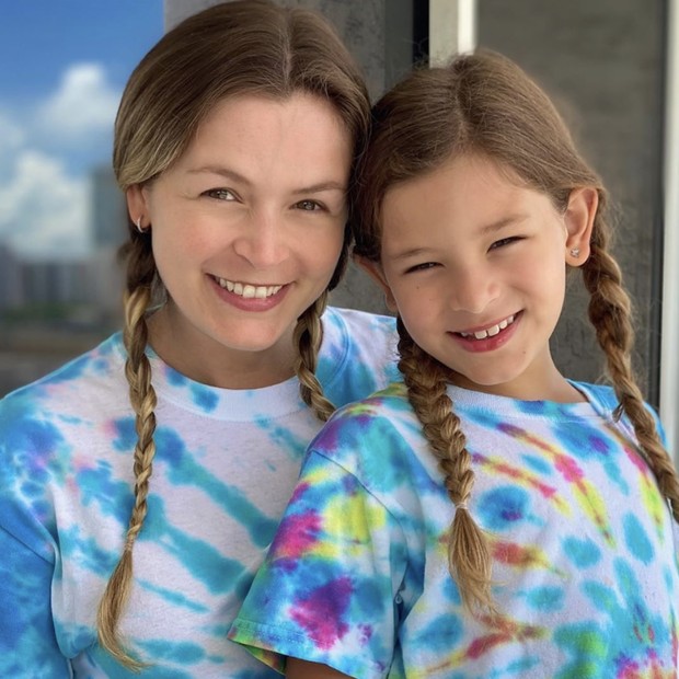 Bianca Castanho e a filha, Cecília (Foto: Reprodução/Instagram)