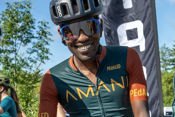 O ciclista queniano Suleiman Kangangi (Foto: reprodução instagram)