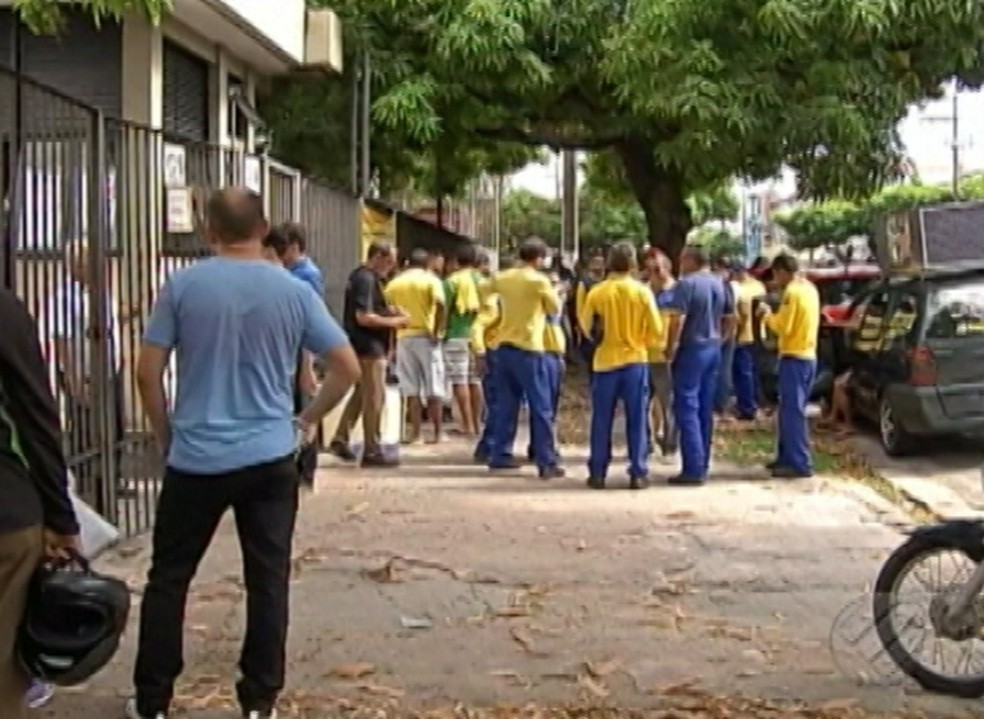 Acaba greve e trabalhadores dos Correios voltam às suas ...