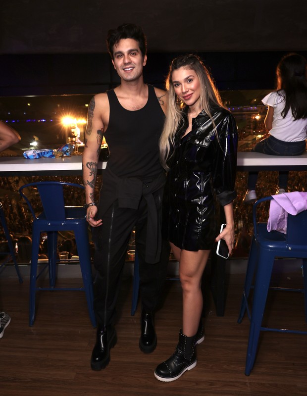 Luan Santana e a namorada, Izabela Cunha (Foto: Manuela Scarpa/Brazil News)