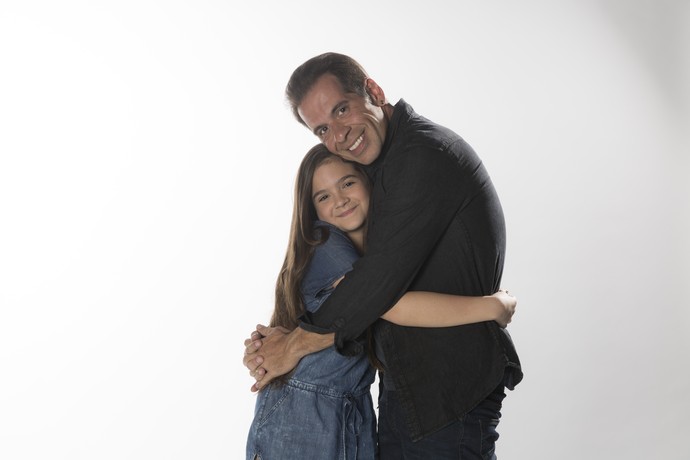 Mel Maia será Duda, filha de Théo, interpretado por Leandro Hassum em 'A Cara do Pai' (Foto: Raphael Dias / Gshow)