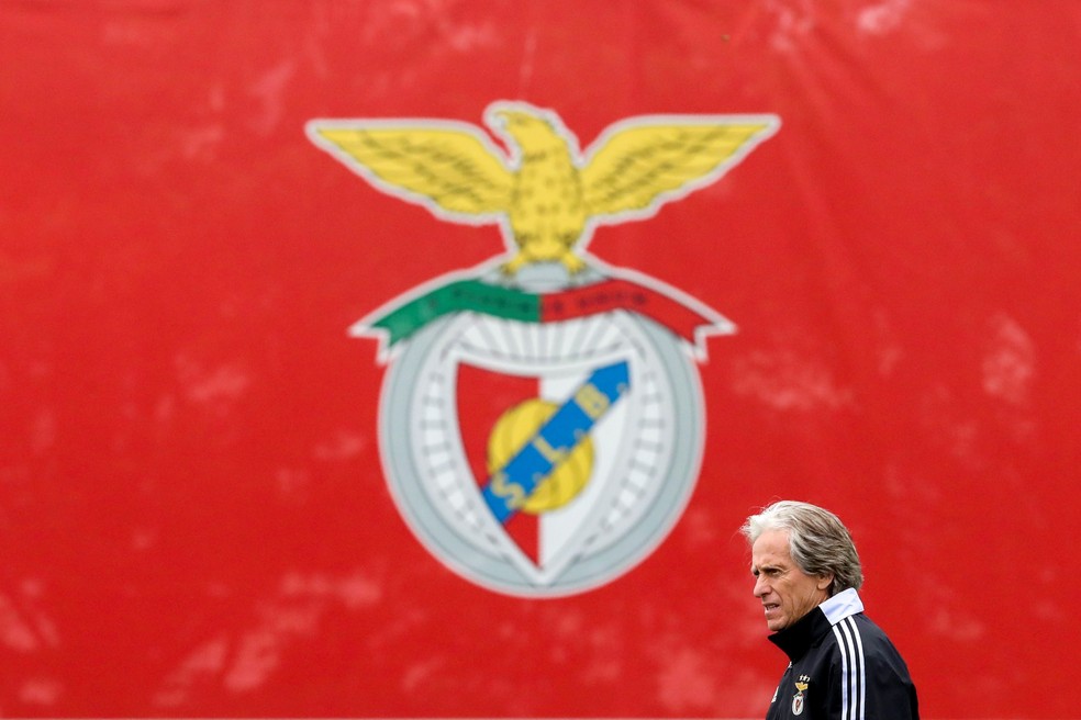 Jorge Jesus tem contrato com o Benfica até maio — Foto: Manuel de Almeida/EFE