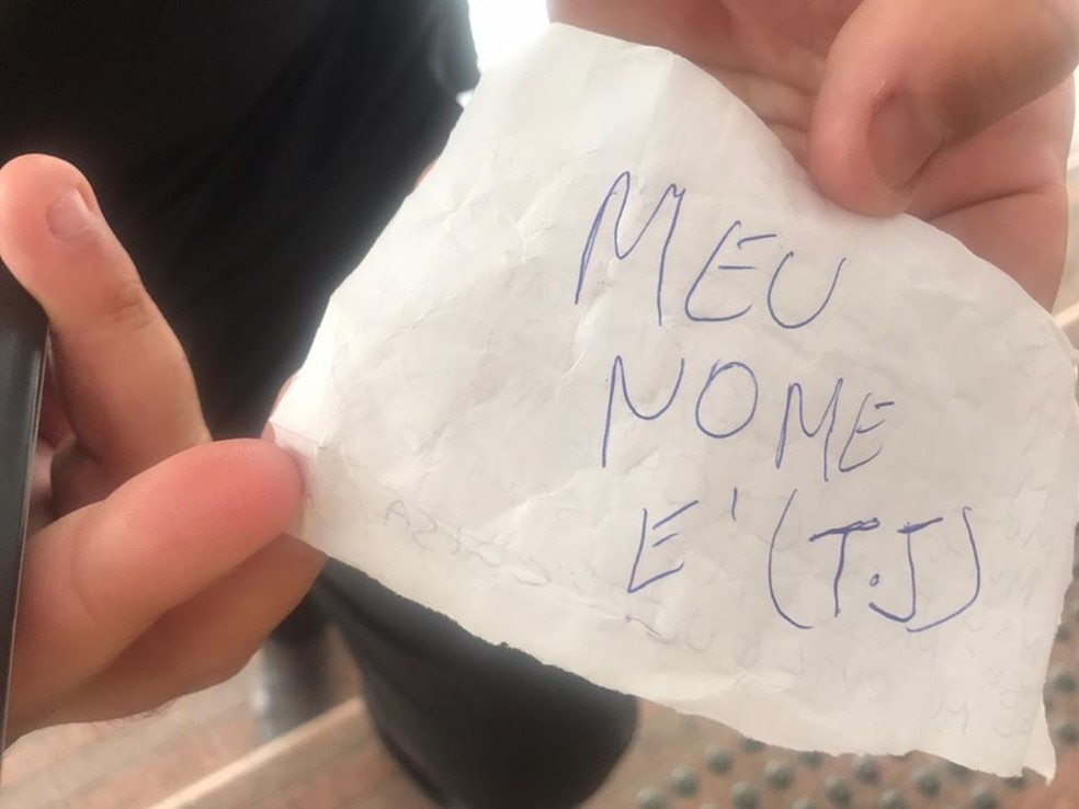 Dona deixou nome do cão em bilhete — Foto: Arquivo Pessoal