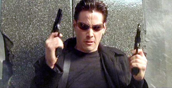 Keanu Reeves em Matrix (1999) (Foto: Divulgação)