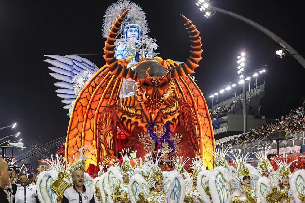 Desfile da escola de samba Vai-Vai no desfile do Grupo de Acesso 1 do Carnaval de 2023 em S&atilde;o Paulo &mdash; Foto: NEWTON MENEZES/FUTURA PRESS/ESTAD&Atilde;O CONTE&Uacute;DO