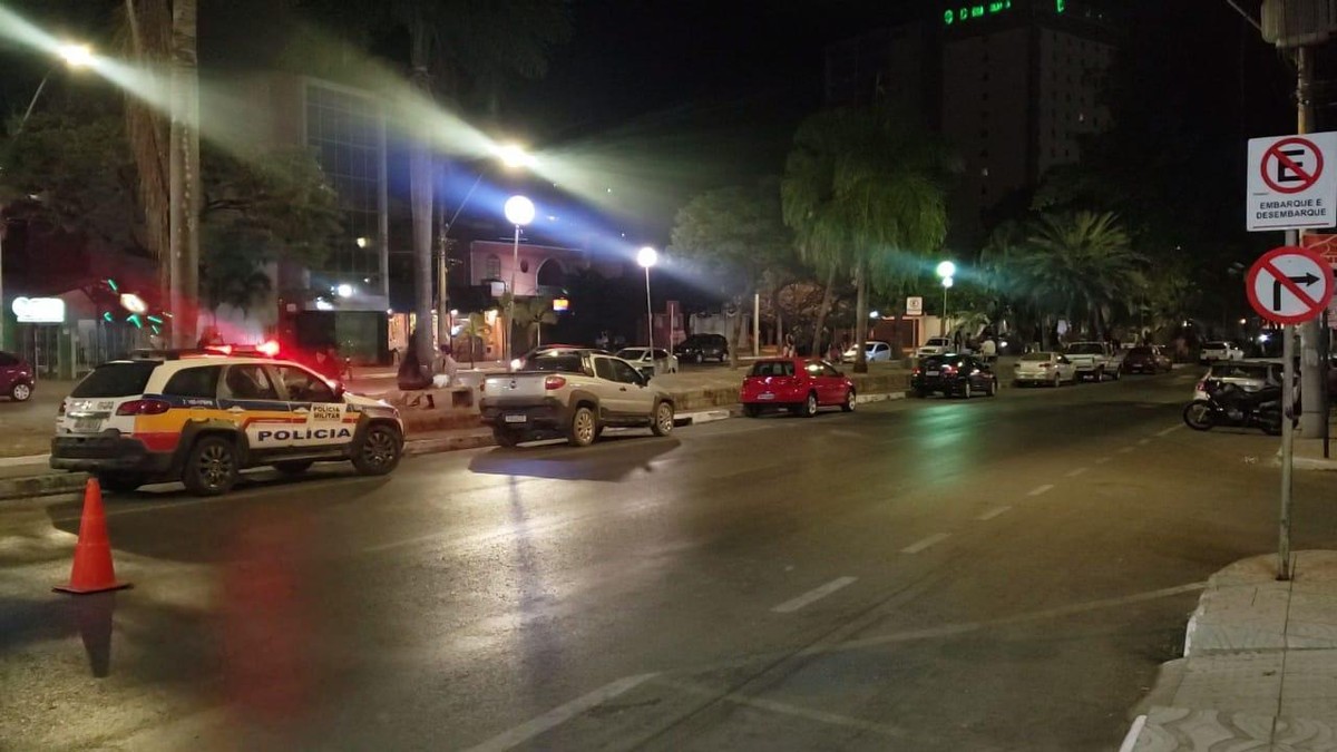 Com reforço no policiamento, avenida de Montes Claros não registra aglomeração 