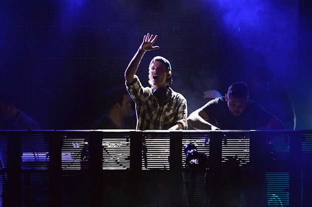PARK CITY, UT - JANUARY 19:  DJ Avicii performs at Wynn Las Vegas @ Park City Live! during the 2013 Sundance Film Festival on January 19, 2013 in Park City, Utah.  (Photo by Dimitrios Kambouris/Getty Images) (Foto: Getty Images)