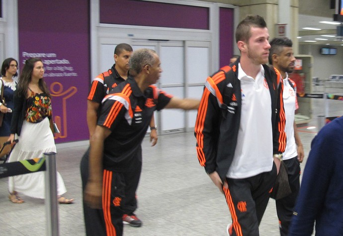 Paulo Victor agradece a Luxa e vê Flamengo como porta para a Seleção