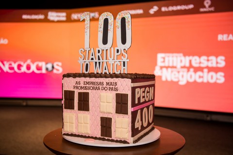 Além das 100 Startups to Watch, coquetel celebrou a 400ª edição de PEGN. Bolo de comemoração foi feito pela Carlo's Bakery