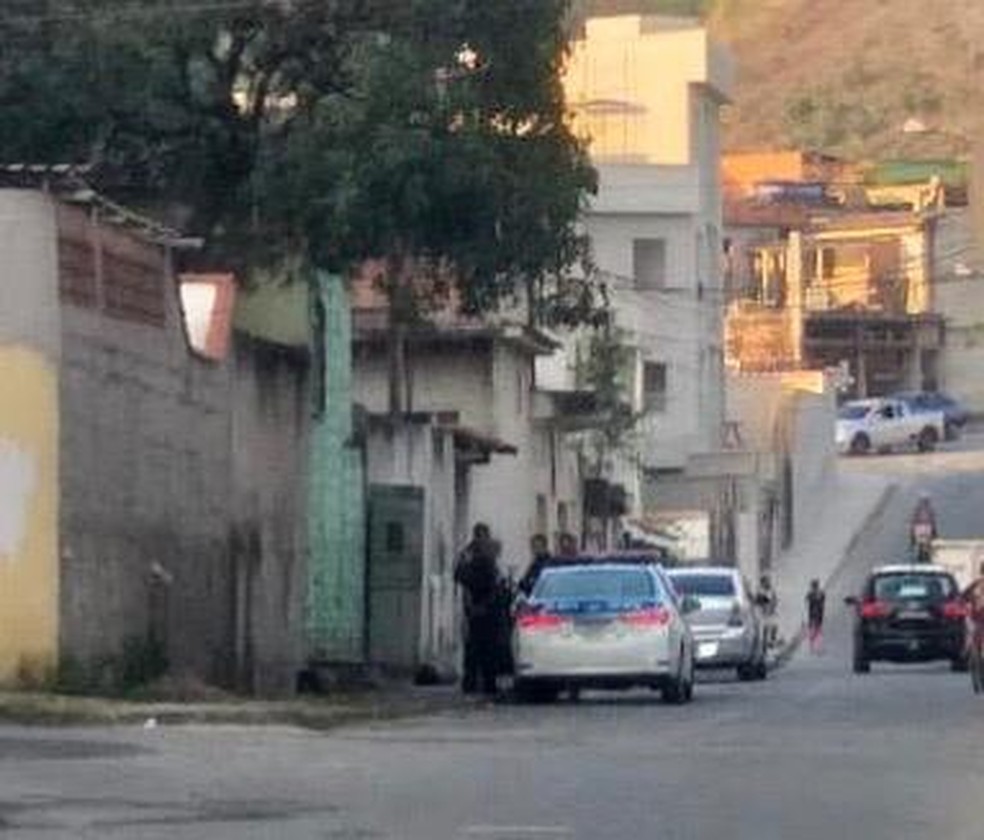 Mulher é morta a tiros no bairro Belmonte, em Volta Redonda — Foto: Divulgação/Redes Sociais