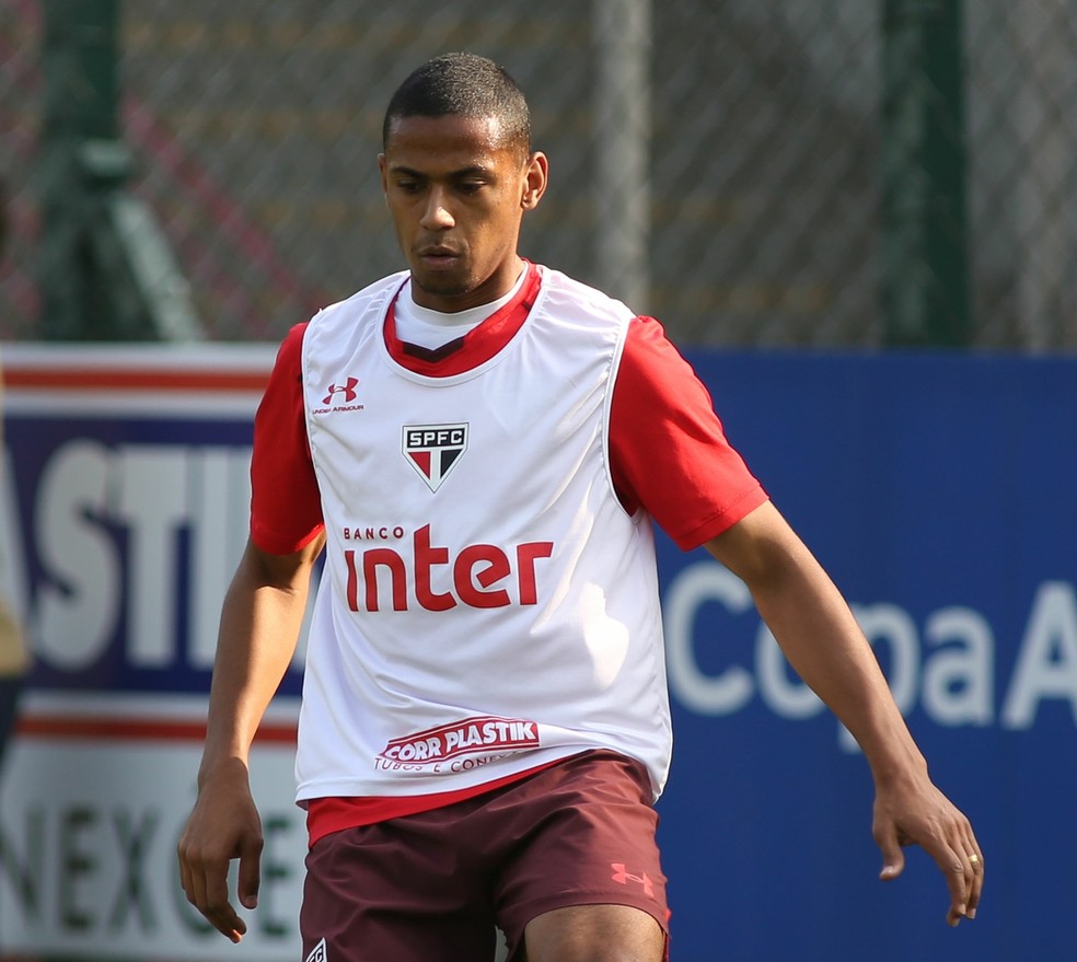 Bruno Alves pode ganhar uma chance na partida de sábado (Foto: Luis Moura / Estadão Conteúdo)