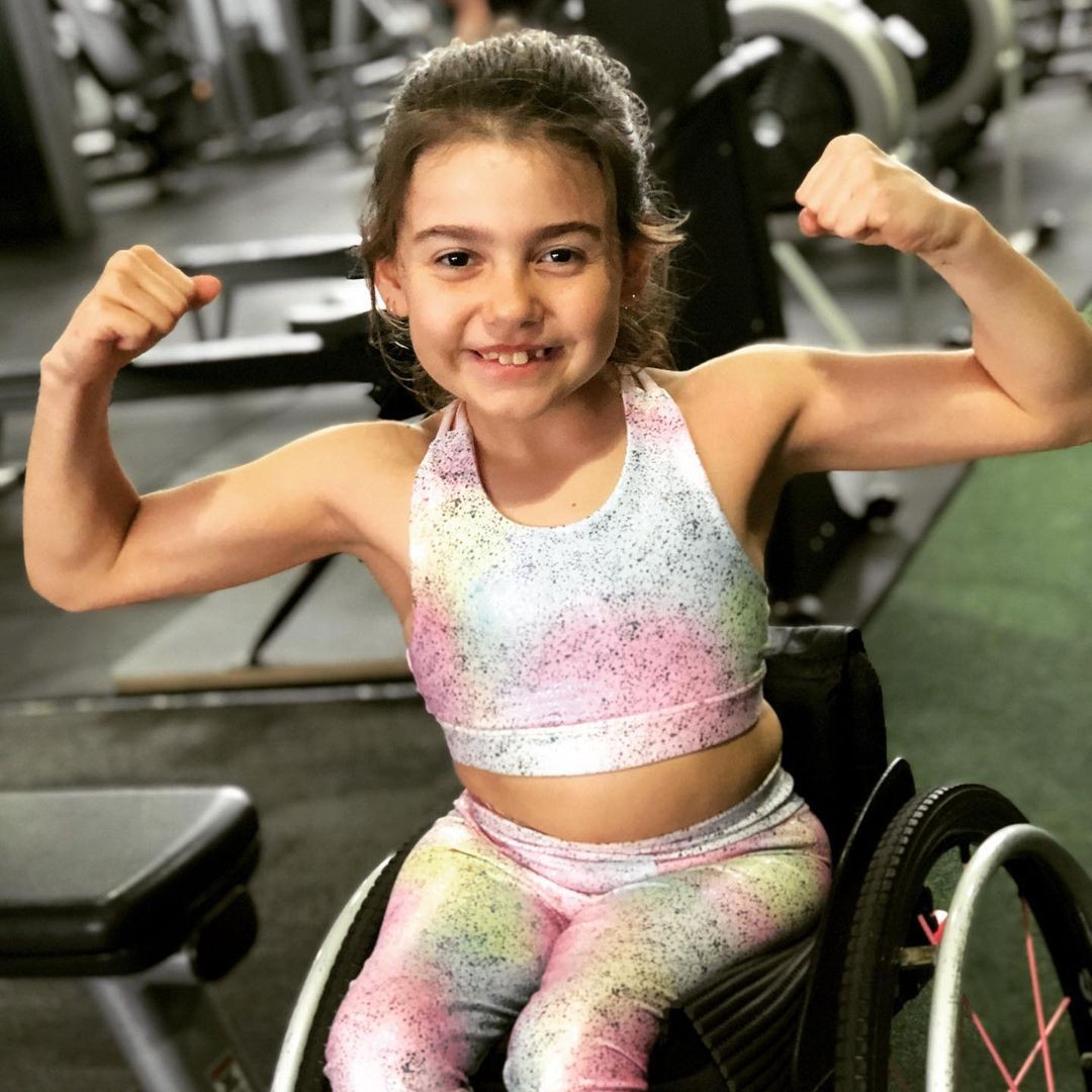 Aos 10 anos, menina com deficiência tornou-se para-atleta e luta contra o bullying nas escolas (Foto: Reprodução/Instagram)