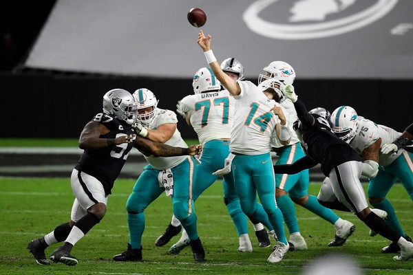 incrivel miami dolphins vira a seis segundos do fim e vence las vegas raiders na nfl futebol americano ge