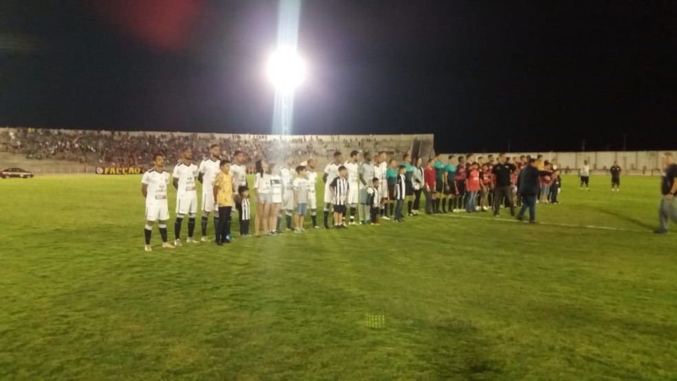 Em 2019, Treze e Campinense entraram em campo pela Taça Lourdes Ramalho  — Foto: Bruno Rafael / CBN