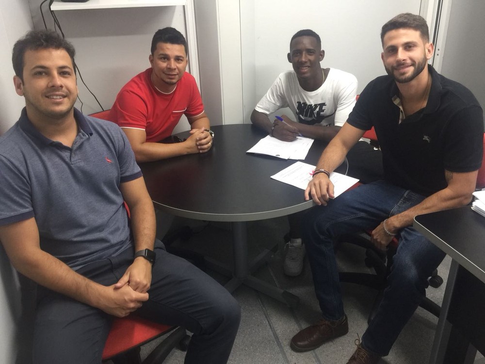 Fla renova com mais uma promessa