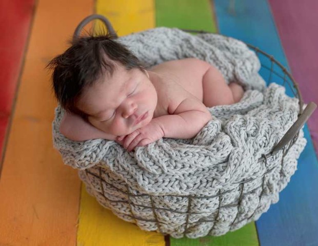 bebê arco-íris (Foto: Finn Photography)