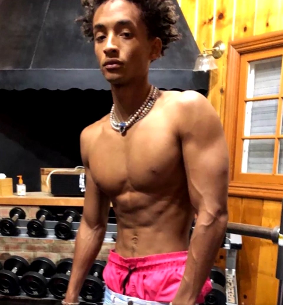 Jaden Smith tem perda drástica de peso e pais procuram ajuda