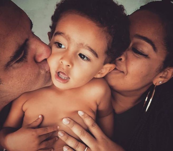 Deh Bastos e família (Foto: Instagram)