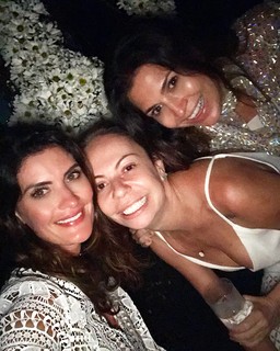 Isabela Fiorentino, Vivi Mascaro e Nathalia Klein em Praia de São Pedro