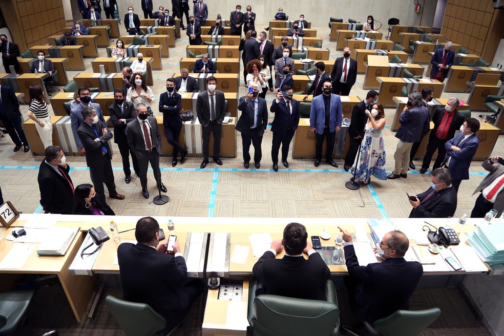 Parlamentares da Alesp durante votação no Plenário Juscelino Kubistchek — Foto: Alesp