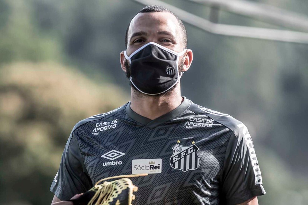 Everson, goleiro titular do Santos — Foto: Ivan Storti/Santos