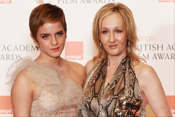 J. K. Rowling (à dir.) foi entrevistada por Emma Watson. (Foto: Getty Images)