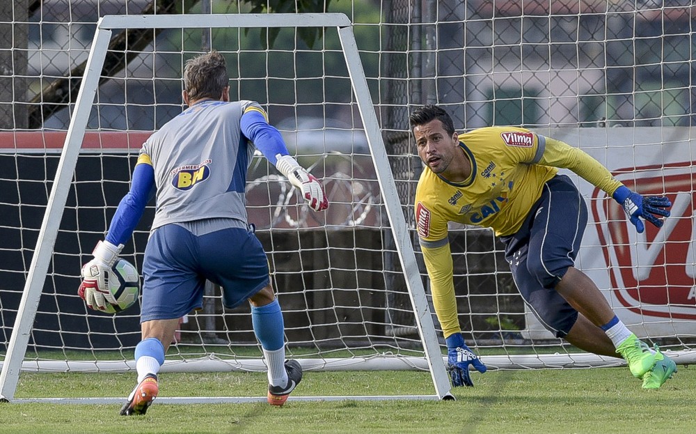 Fábio pede ao Cruzeiro que finalize mais na final e tira lição de Libertadores 2009