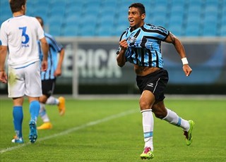 No Grêmio, Canavarros puxava fila e se destacava pelo desempenho físico