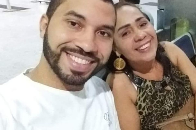 Gilberto e a mãe, Jacira (Foto: Arquivo pessoal)