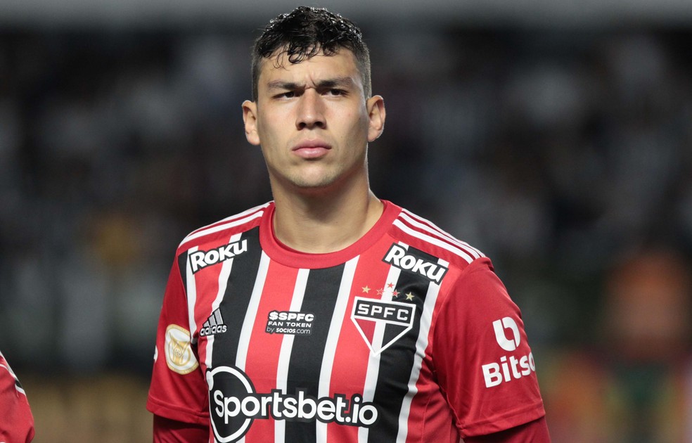 Ferraresi estreou pelo São Paulo contra o Santos, na Vila — Foto: Rubens Chiri/Saopaulofc.net