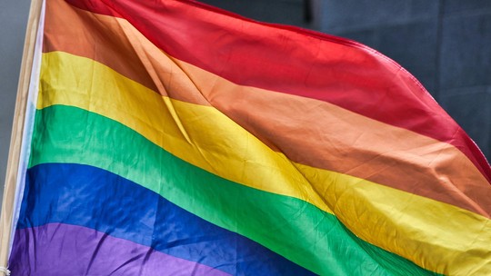 Congresso dos EUA aprova projeto de lei que protege direitos do casamento entre pessoas do mesmo sexo