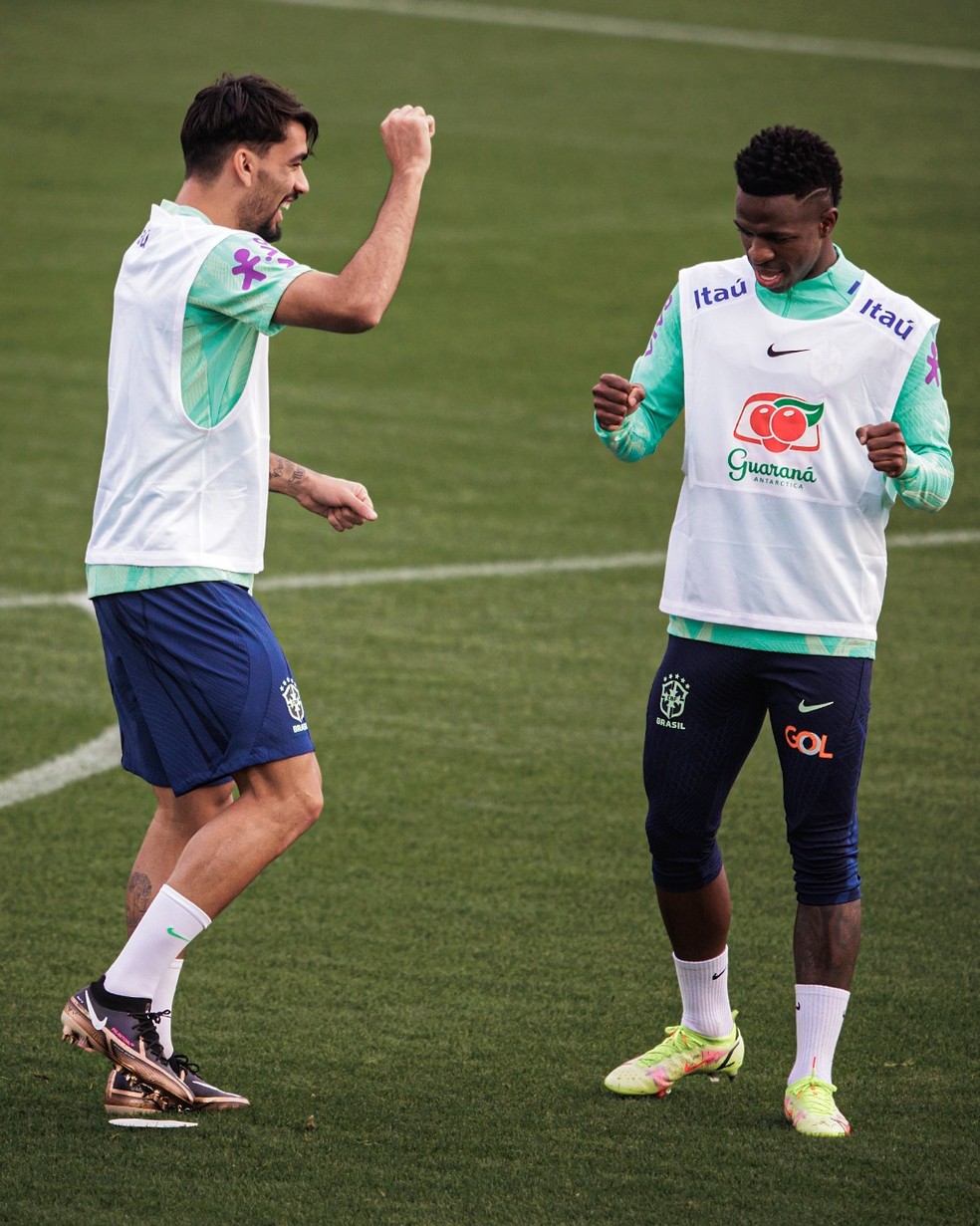 Lucas Paquetá e Vini Júnior serão titulares da seleção brasileira contra a Sérvia — Foto: Pedro Vale / Ligth Press