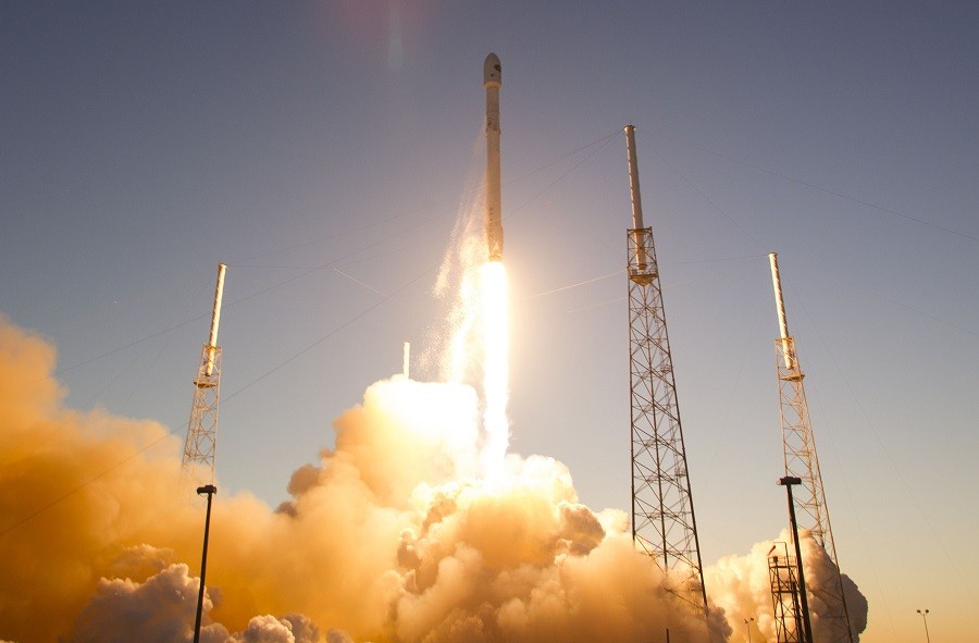 Lançamento de um foguete Falcon 9, da SpaceX em 2015Reuters