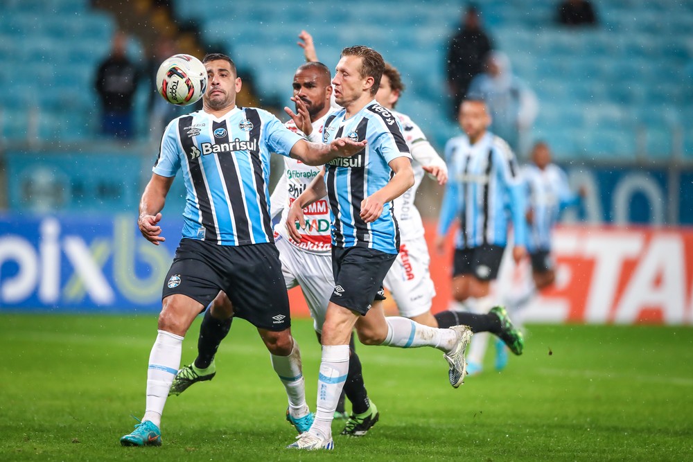 Goleada sobre o Operário pode ser o marco do acesso gremista